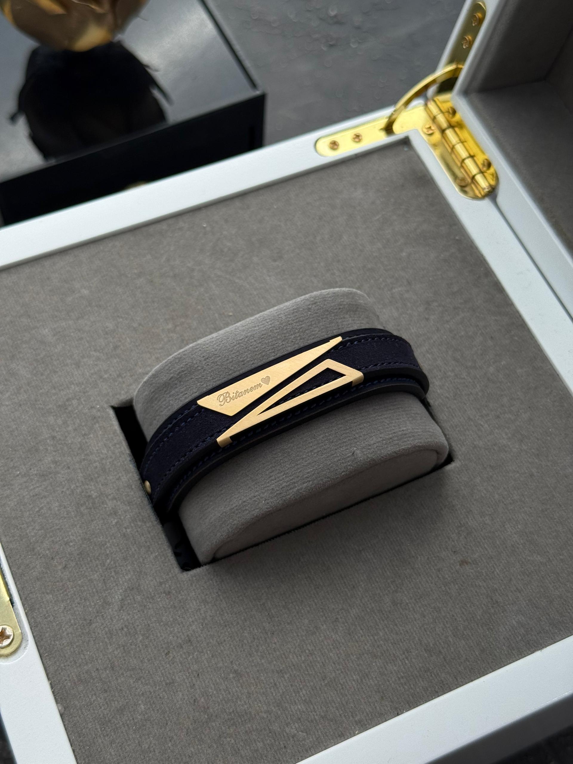 دستبند چرم طرح ریلی دوبل