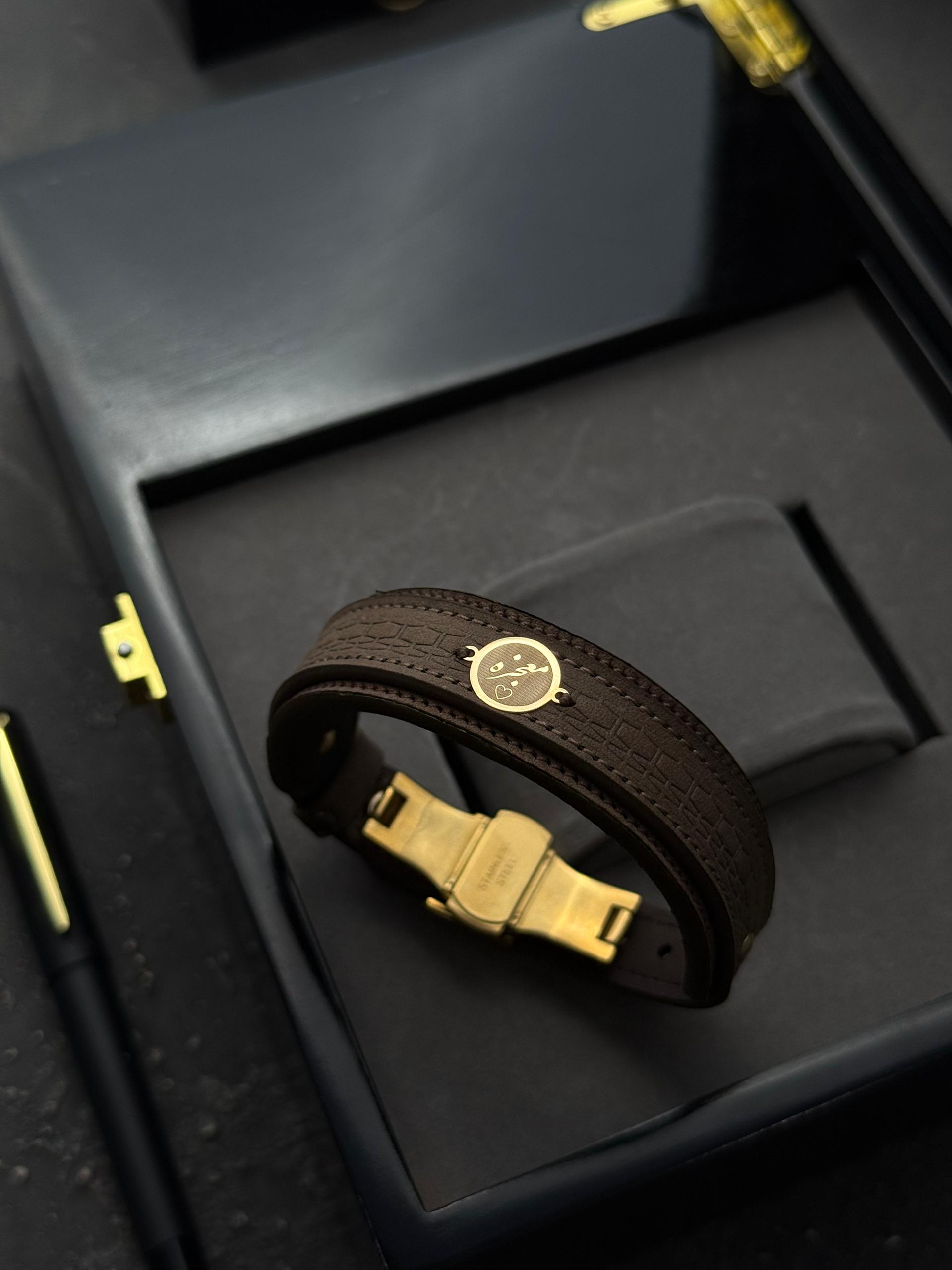 دستبند چرم معجزه