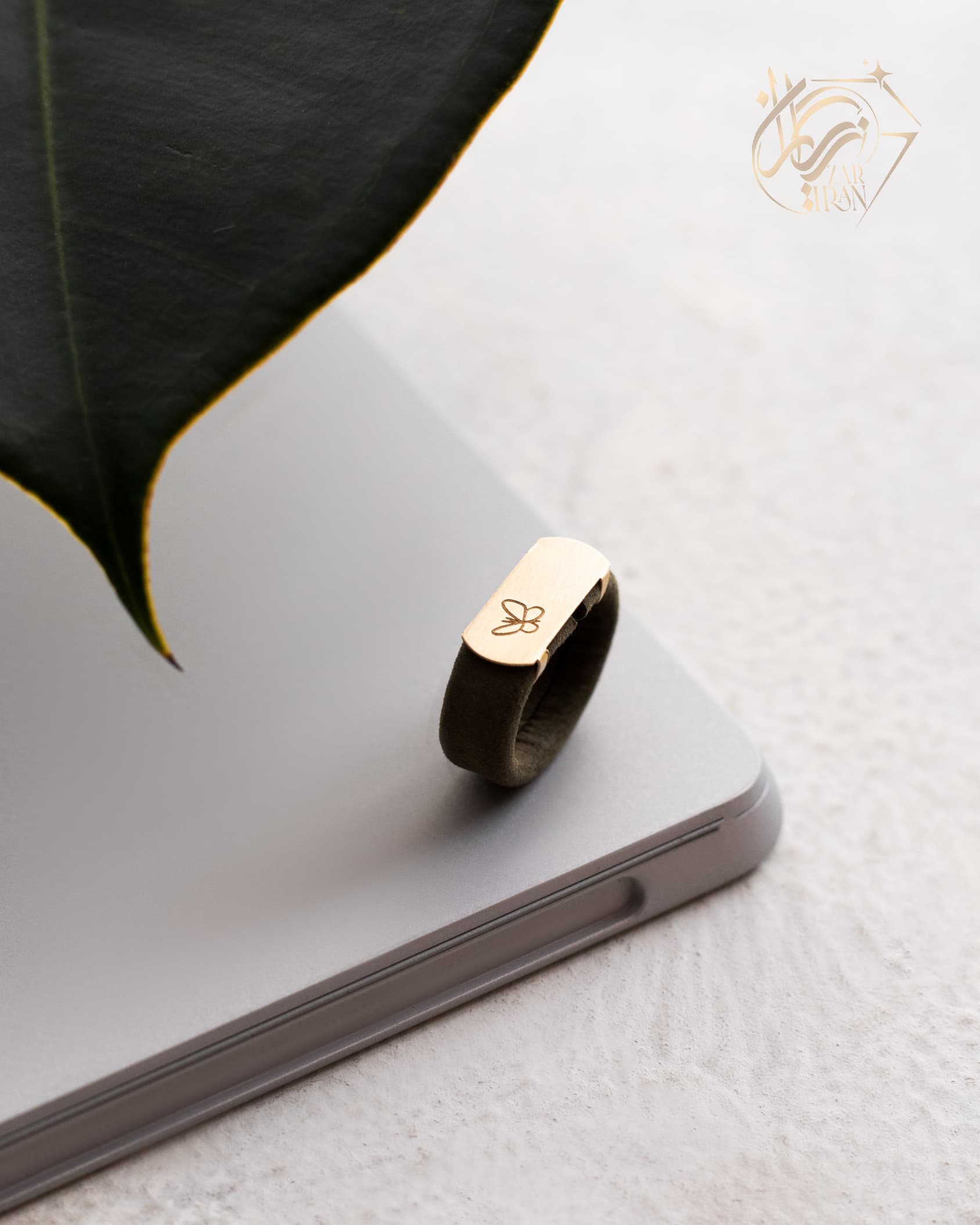 انگشتر چرمی طرح پروانه