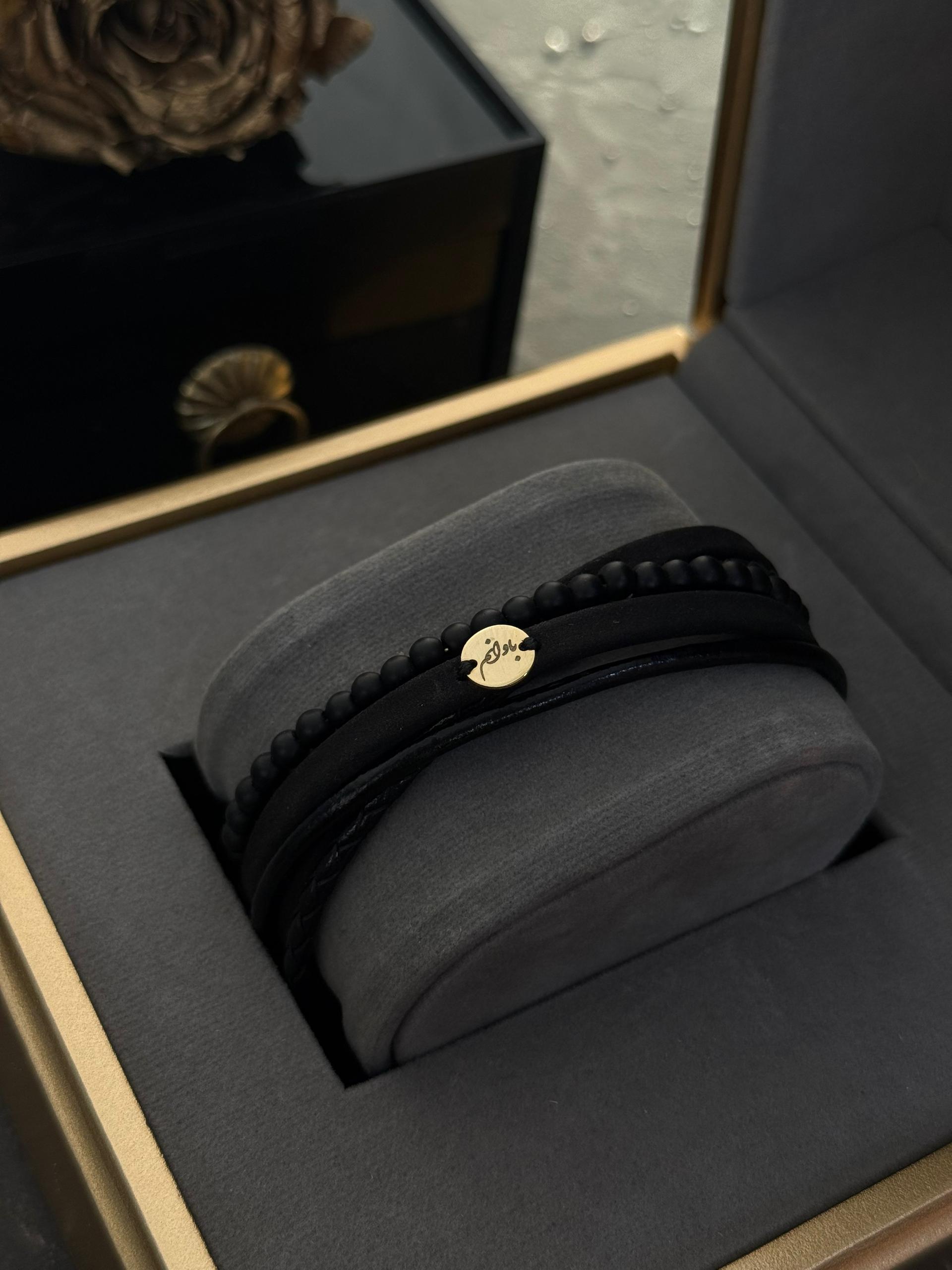 دستبند چرم هورس ضربدری طرح باوانم