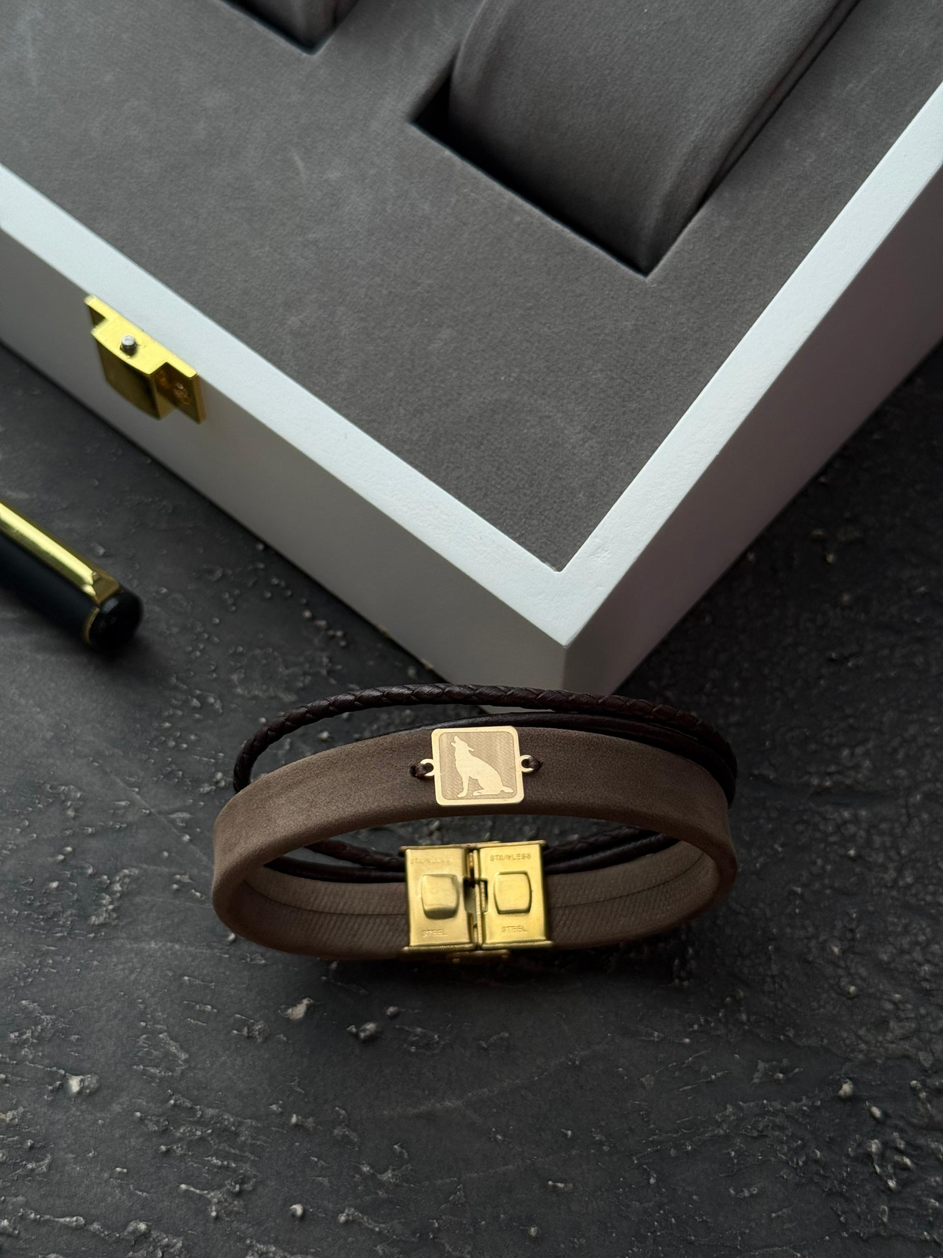 دستبند چرم طرح گرگ و ماه