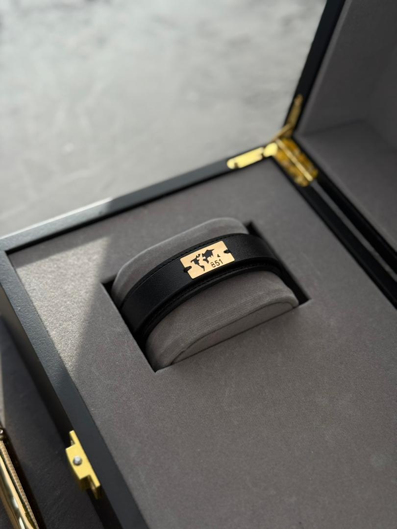 دستبند چرم طرح کره زمین 851-2