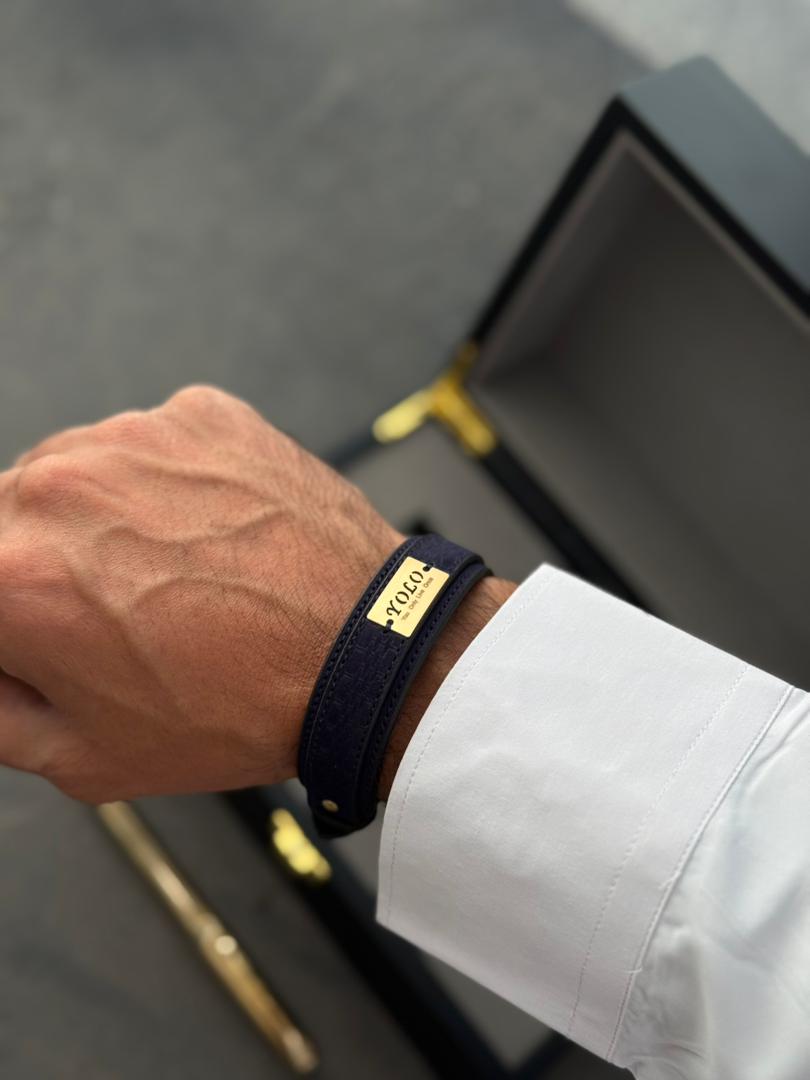 دستبند چرم yolo
