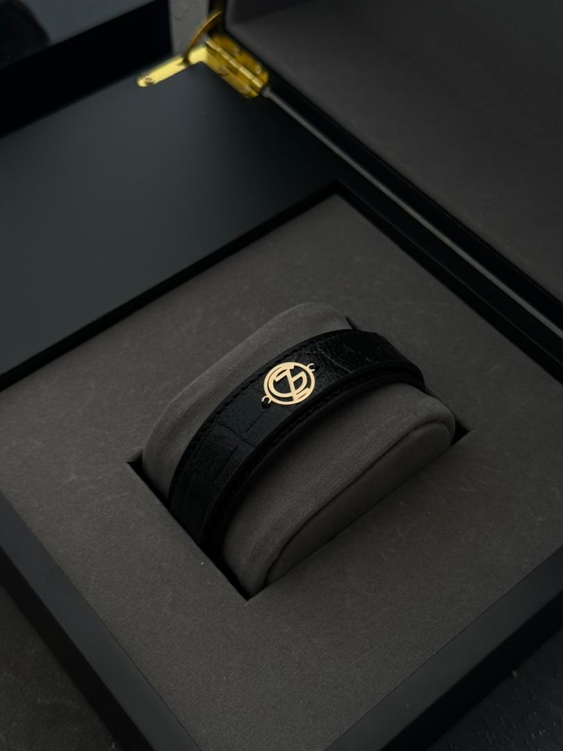 دستبند چرم  ترکیبی حرف G و Z