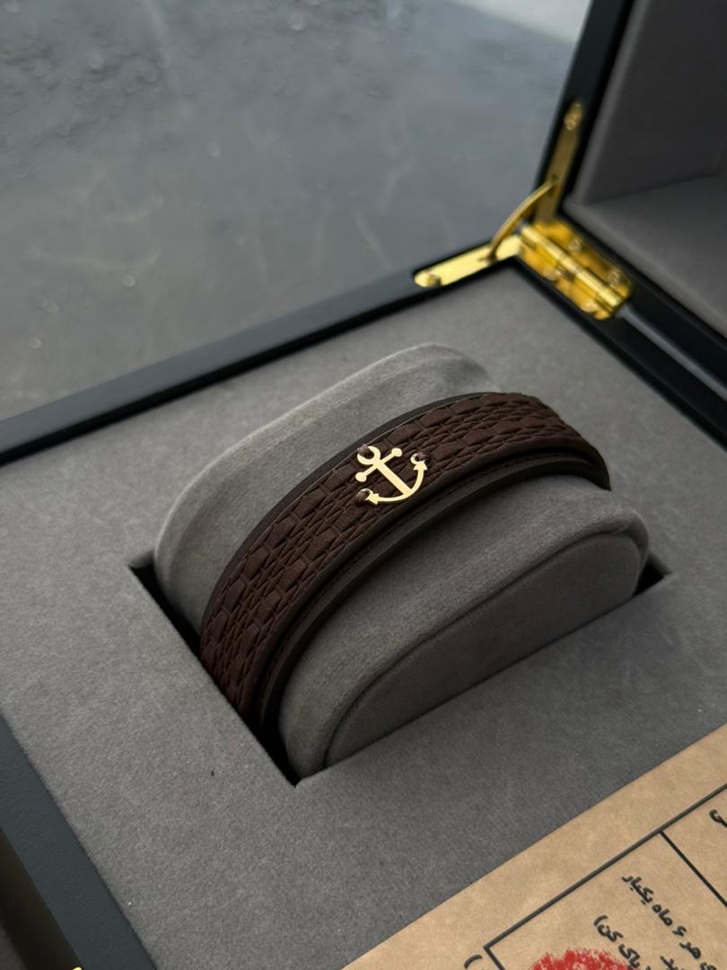 دستبند چرم طرح لنگر-2